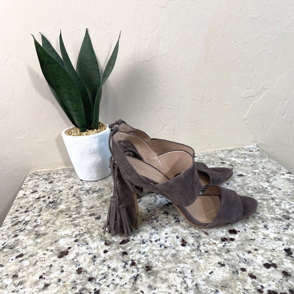 Madewell Suede Lace Up Tassel Block Heel Sandals Taupe‎ Grey Womens 8.5